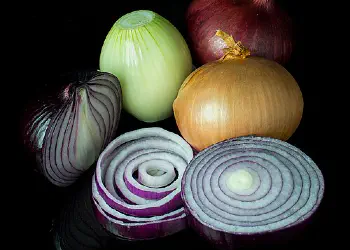Study: Onion Lovers May Have Health Advantage